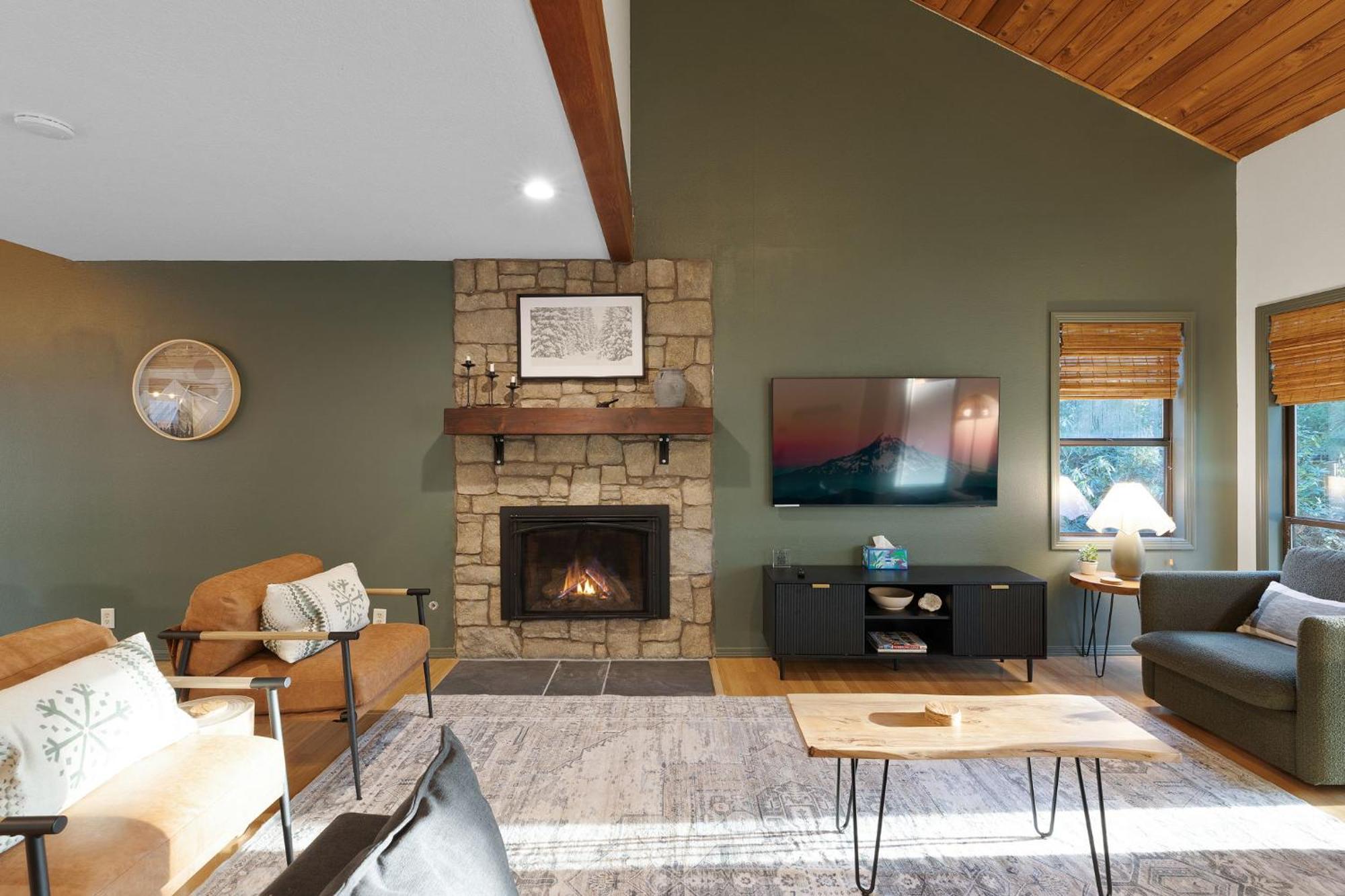 Stay Portland Collection - Alpine Retreat Hot Tub, Fire Pit & Game Room Rhododendron Εξωτερικό φωτογραφία